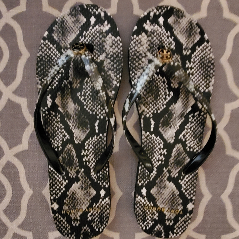 Tory burch snakeskin flip-flops